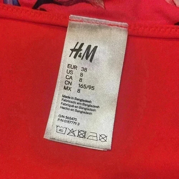 Bikini pieces - Picture 8 of 10